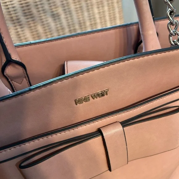 Nine West Blush Bow Tote Bag. Satchel rose pink EUC - Picture 7 of 7
